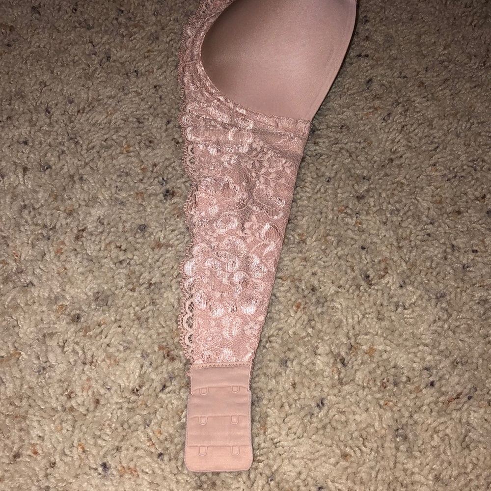 Tan strapless bra - Picture 3 of 4